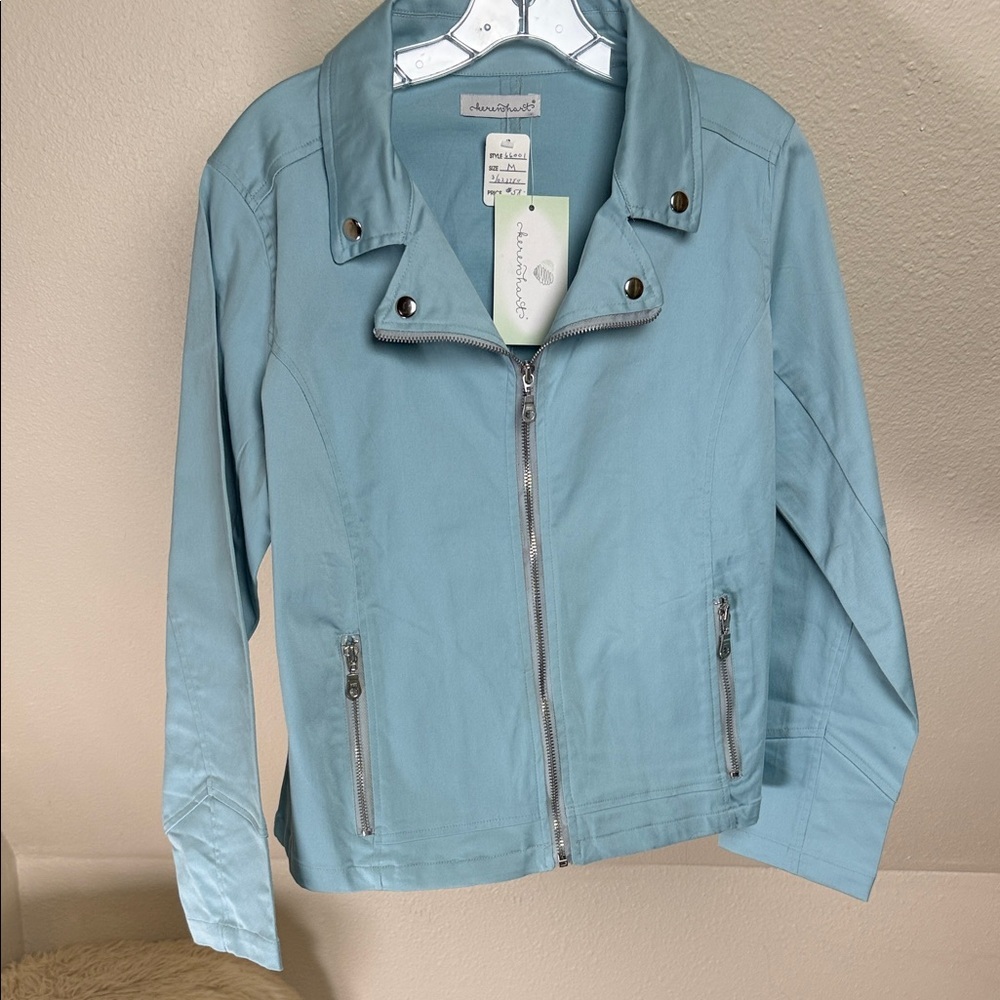 KEREN HART NWTPowder Blue zip front jacket. Size Medium
